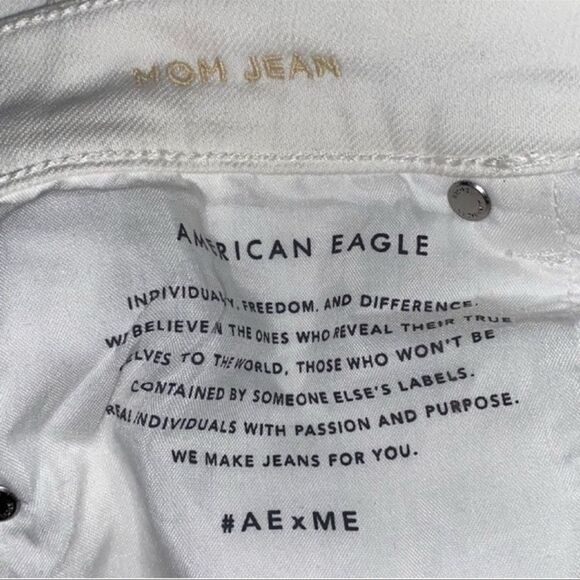 American Eagle Outfitters White Distressed Mom Jeans(Size 4 Long) - Picture 5 of 7